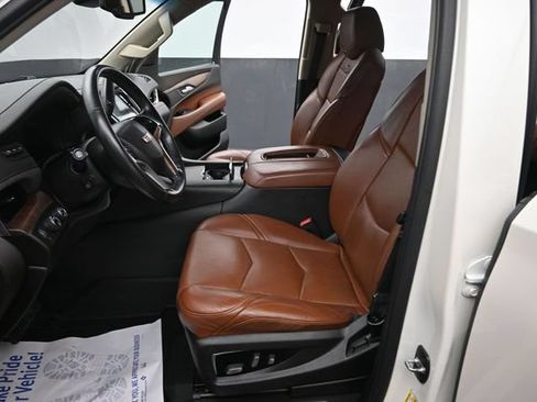Used 2015 Cadillac Escalade Premium AWD/4WD image 20