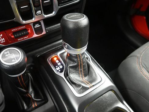 Used 2021 Jeep Gladiator Mojave AWD/4WD image 21