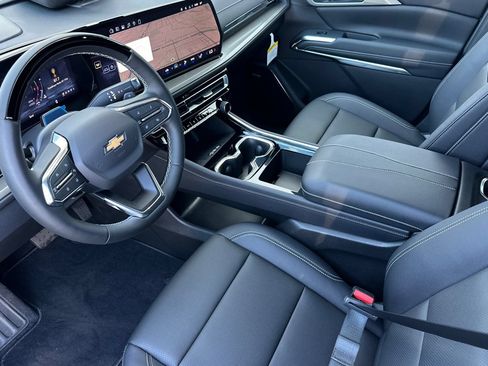New 2026 Chevrolet Traverse LT w/ Enhanced Driving Package FWD image 10