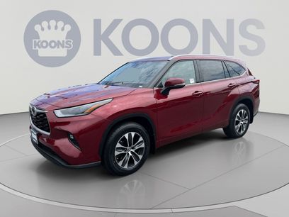 Used 2021 Toyota Highlander XLE