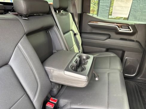 Used 2023 Chevrolet Silverado 1500 RST w/ Convenience Package II AWD/4WD image 14