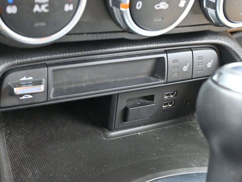 Used 2017 MAZDA MX-5 Miata RF Grand Touring image 20