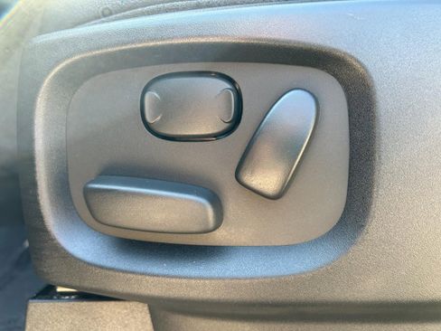 Used 2014 Land Rover LR4 HSE image 19