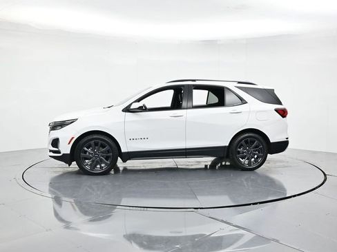 Used 2022 Chevrolet Equinox RS w/ LPO, Floor Liner Package FWD image 6