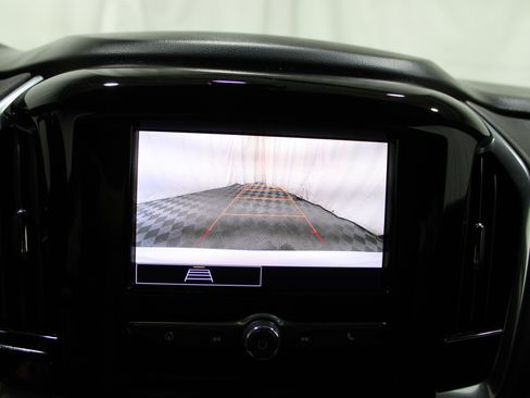 Used 2023 Chevrolet Traverse LT FWD image 19