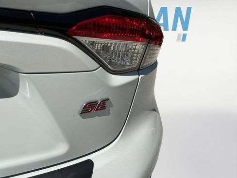 Used 2023 Toyota Corolla SE w/ Carpet Mat Package (TMS) FWD image 23