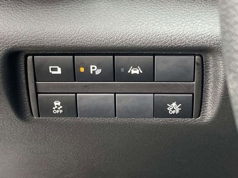 Used 2025 Nissan Versa S w/ Trunk Package FWD image 28