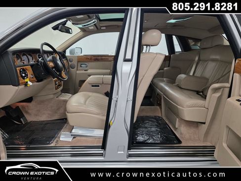 Used 2006 Rolls-Royce Phantom Sedan RWD image 25