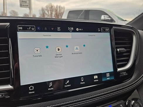 New 2026 Chrysler Pacifica Select image 54