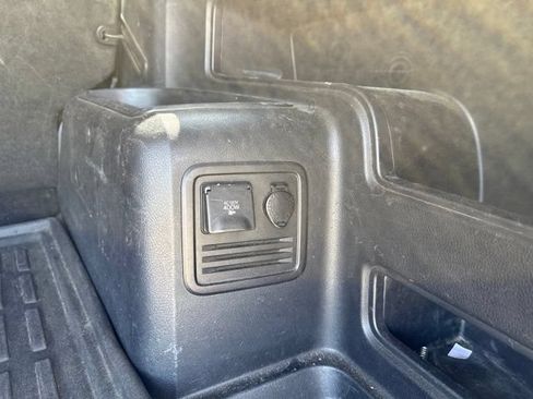 Used 2018 Toyota 4Runner SR5 Premium AWD/4WD image 13