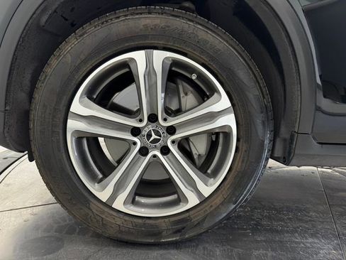 Used 2019 Mercedes-Benz GLC 300 image 10