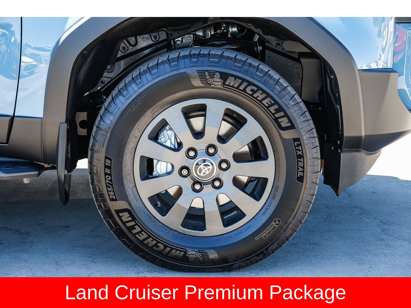 Used 2026 Toyota Land Cruiser w/ Premium Package AWD/4WD image 10