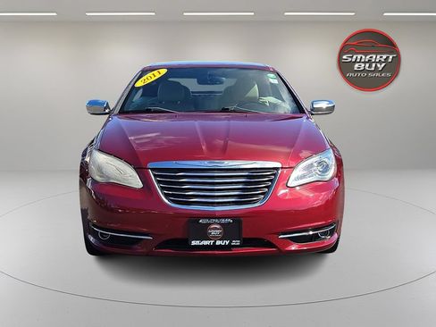 Used 2011 Chrysler 200 Limited FWD image 3