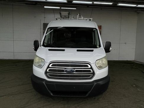 Used 2016 Ford Transit 150 XLT image 8