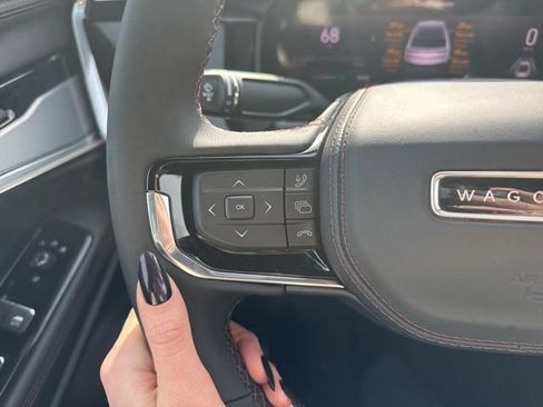 Used 2025 Jeep Wagoneer S Launch Edition w/ Trailer Tow Group image 13