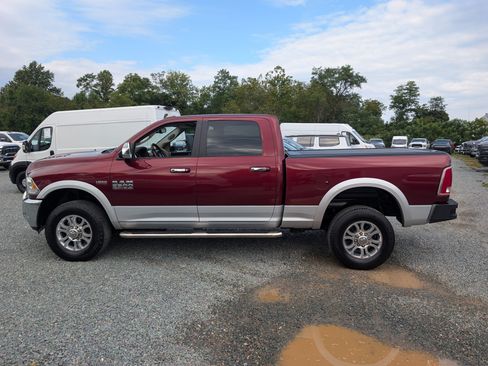 Used 2017 RAM 2500 Laramie w/ Snow Chief Group AWD/4WD image 2