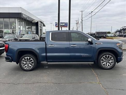 New 2026 GMC Sierra 1500 Denali w/ Denali Reserve Package AWD/4WD image 12