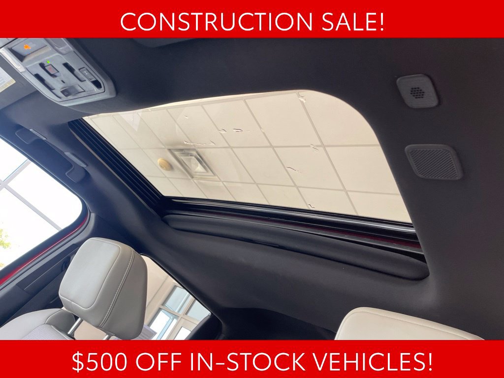 Used 2025 Toyota Tacoma Limited AWD/4WD image 11