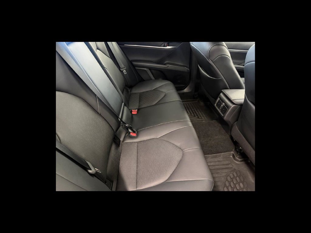 Used 2021 Toyota Camry XSE AWD/4WD image 19