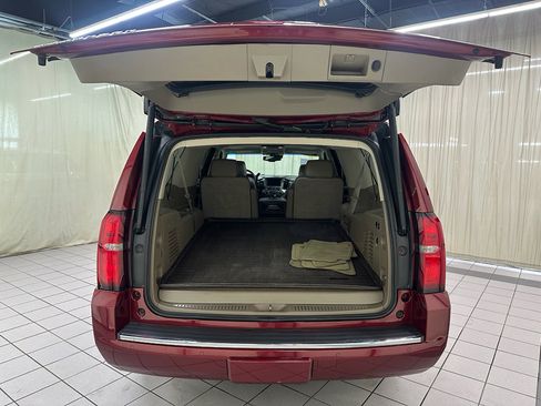 Used 2016 Chevrolet Suburban LTZ image 9