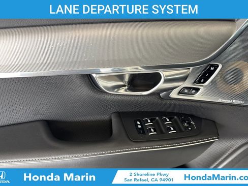 Used 2020 Volvo S90 T6 R-Design AWD/4WD image 12