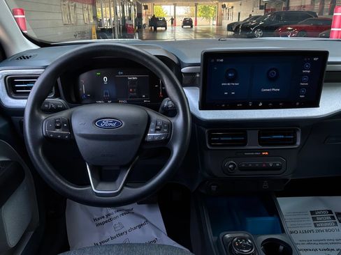 Used 2026 Ford Maverick XLT FWD image 14