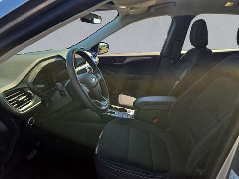 Used 2023 Ford Escape AWD image 11