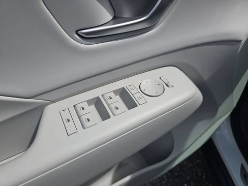 New 2026 Hyundai Kona SEL Premium FWD image 17