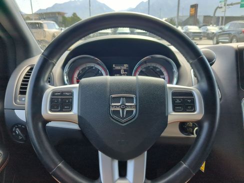 Used 2019 Dodge Grand Caravan GT FWD image 15