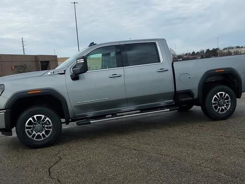 New 2026 GMC Sierra 2500 SLE w/ SLE Value Package; image 4