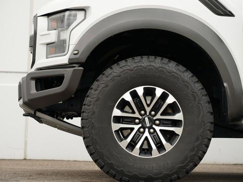 Used 2019 Ford F150 Raptor w/ Equipment Group 801A Mid image 11