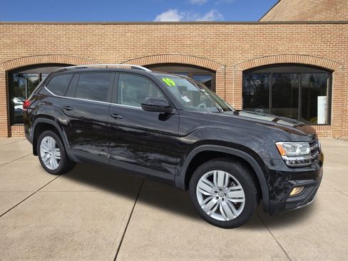 Used 2019 Volkswagen Atlas SE w/ Panoramic Sunroof Package image 1