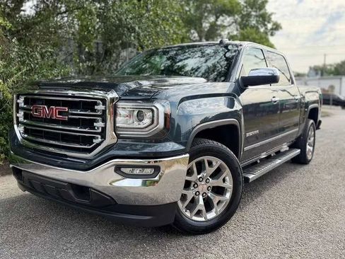 Used 2017 GMC Sierra 1500 SLT w/ SLT Premium Package RWD image 12