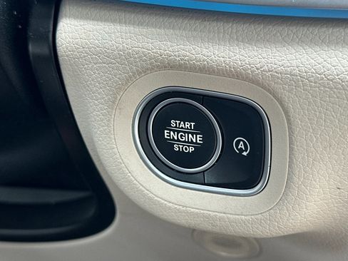 Used 2022 Mercedes-Benz GLE 350 4MATIC image 35