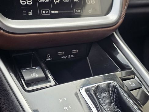 Used 2020 Subaru Outback Touring XT AWD/4WD image 24