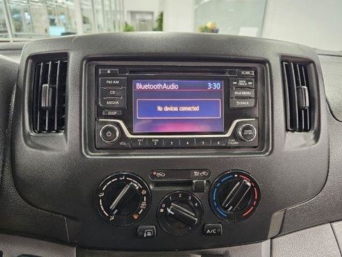 Used 2018 Chevrolet City Express LT FWD image 15