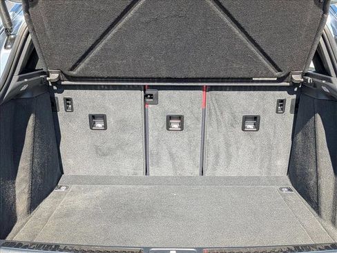 Used 2025 Porsche Macan Turbo image 22