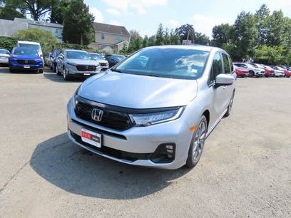 New 2025 Honda Odyssey Touring