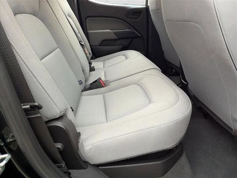 Used 2019 GMC Canyon 2WD Crew Cab w/ Convenience Package image 18