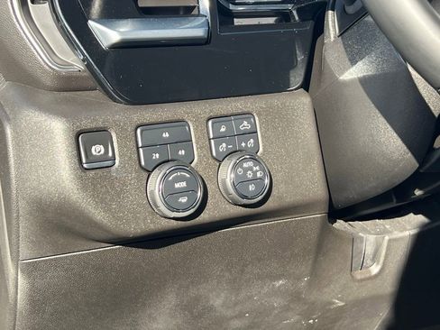 Used 2024 Chevrolet Silverado 2500 LT w/ Safety Package AWD/4WD image 27