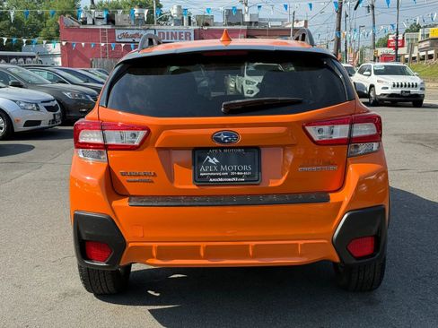 Used 2018 Subaru Crosstrek 2.0i Premium AWD/4WD image 9