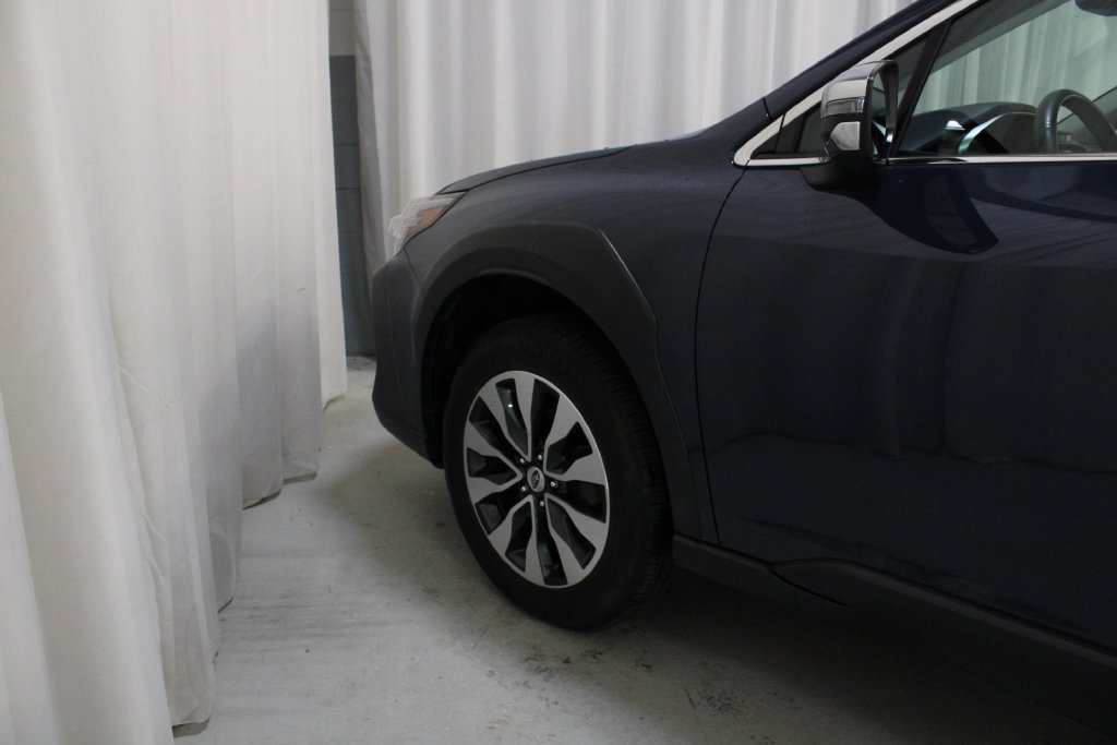 Used 2024 Subaru Outback Touring XT AWD/4WD image 31