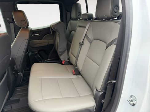 Certified 2024 Chevrolet Colorado ZR2 w/ ZR2 Convenience Package III image 13