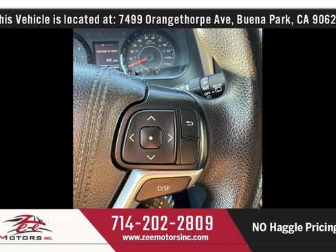 Used 2017 Toyota Sienna LE FWD image 31