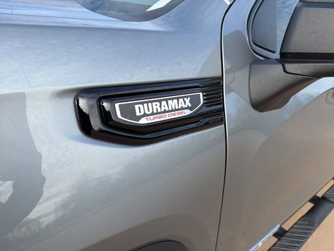 Used 2025 GMC Sierra 1500 Elevation image 15