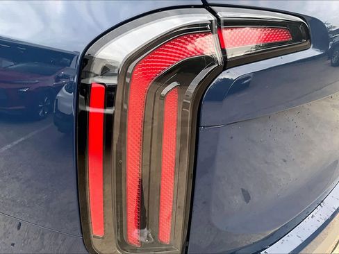 Used 2025 Kia Telluride SX AWD/4WD image 28