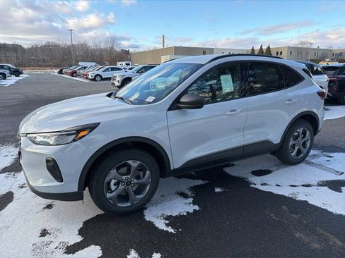 New 2026 Ford Escape ST-Line w/ Cold Weather Package image 5