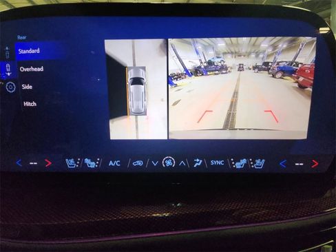 Certified 2024 Chevrolet Traverse RS w/ LPO, Floor Liner Package image 18