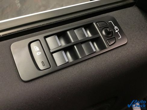 Used 2021 Land Rover Discovery Sport S image 23