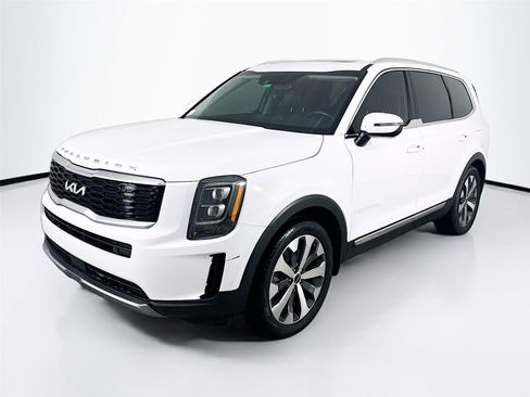 Used 2022 Kia Telluride EX w/ EX Premium Package FWD image 1